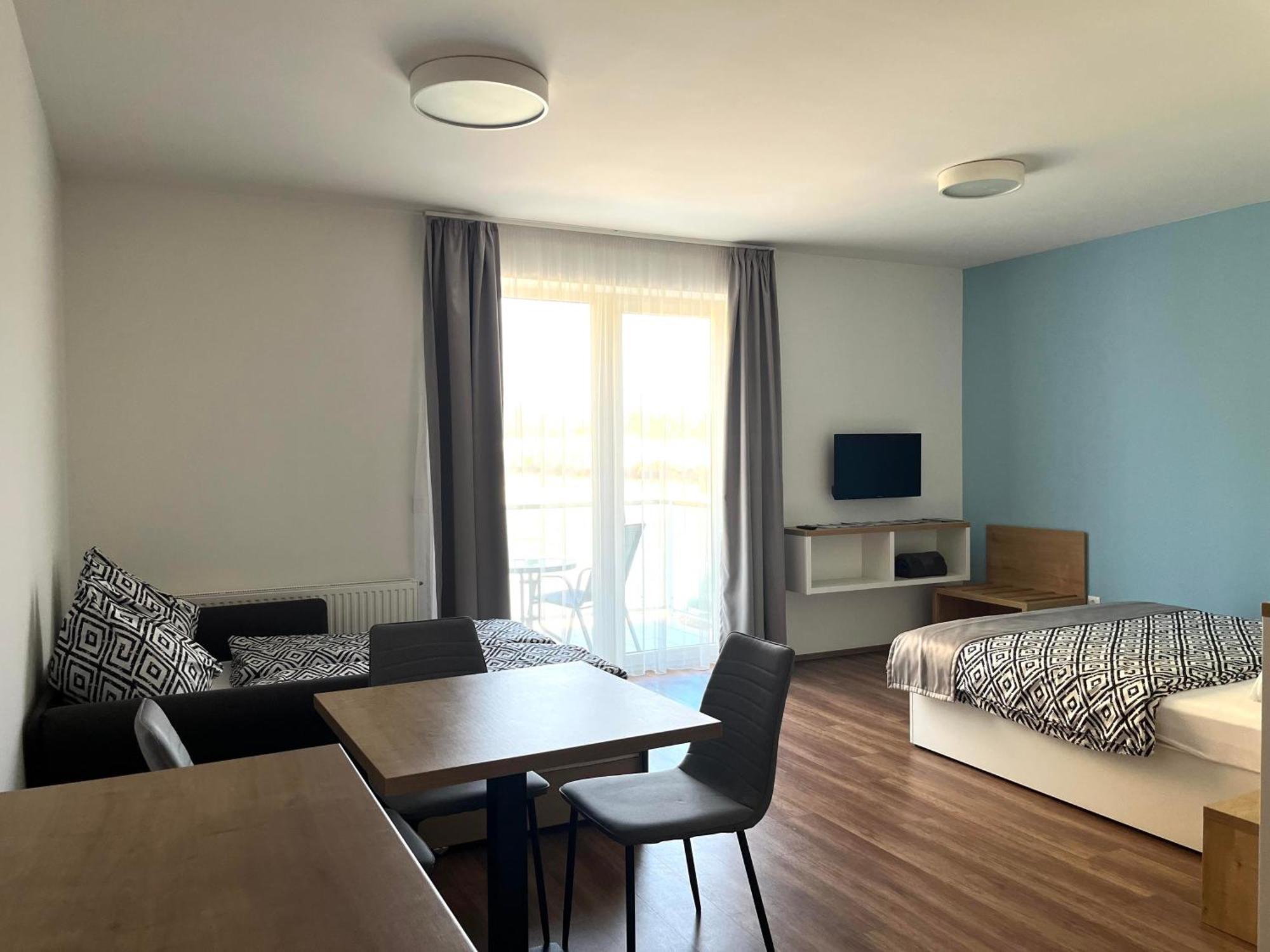 Berill Crystal Apartman Sarvar Exterior photo